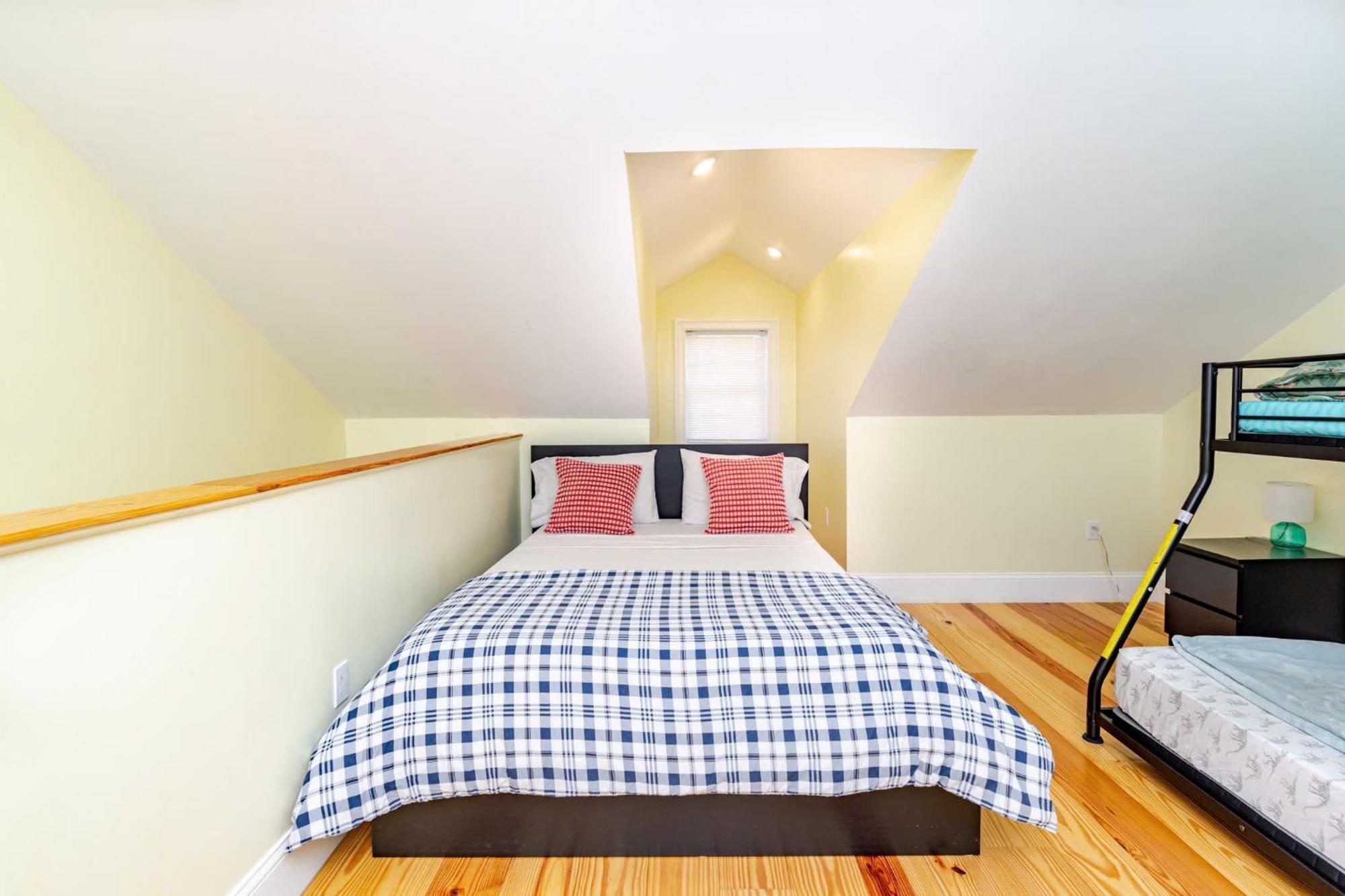 37 - 3Br Quincy - Cozy Townhouse Near Blue Hills Exterior foto